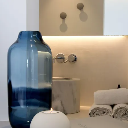 Panorama Apartmanhotel Fíra