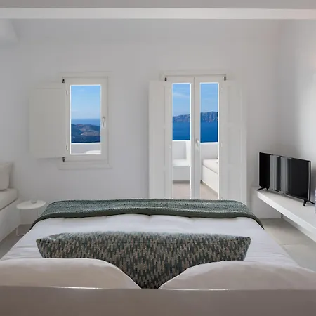 Panorama 4* ثيرا